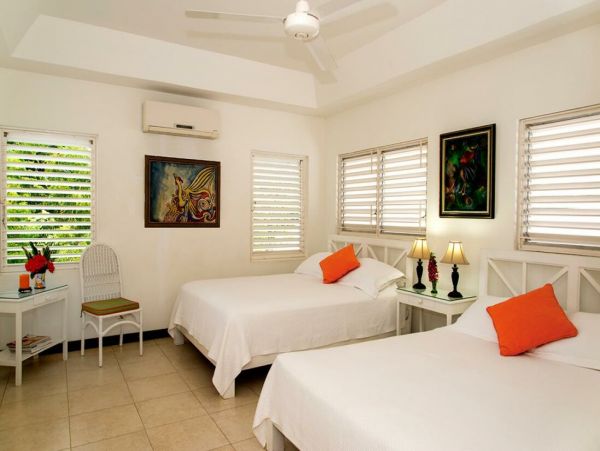 Bay Front Vacation Villa in Jamaica Sleeps 10 Guests