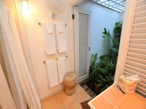 Jamaica Home 960679