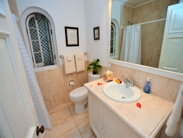Jamaica Home 960679