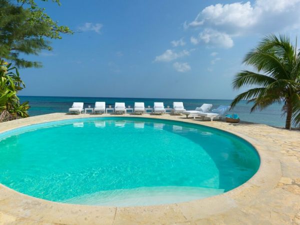 Jamaica Home 960680