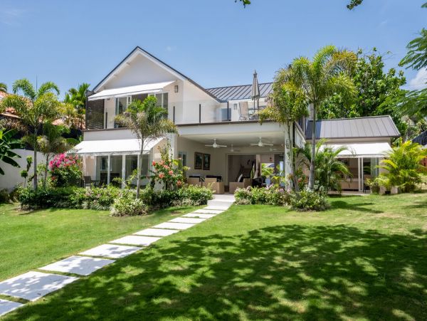 Jamaica Home 960682