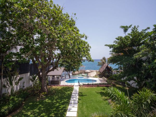 Jamaica Home 960685