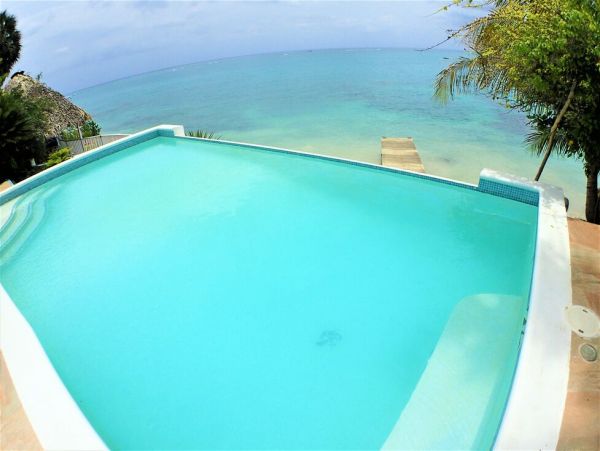 Jamaica Home 960689