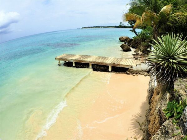 Jamaica Home 960689