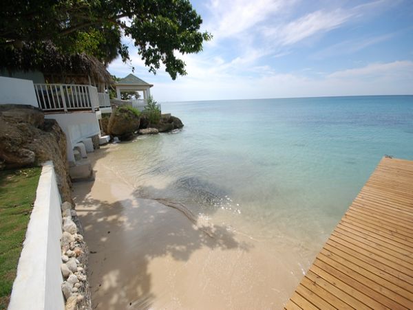 Jamaica Home 960689