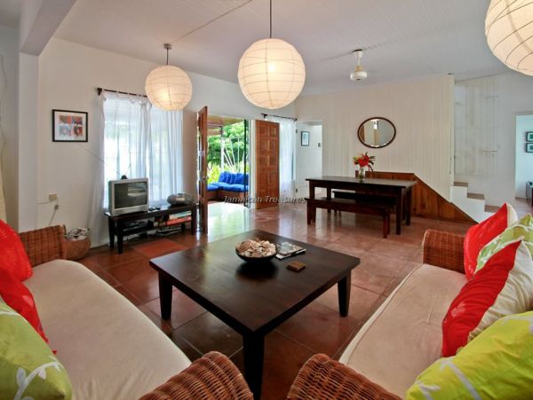 Jamaica Home 960689