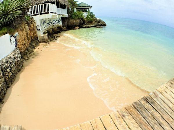 Jamaica Home 960689