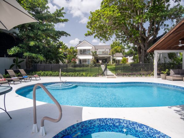 Jamaica Home 960690