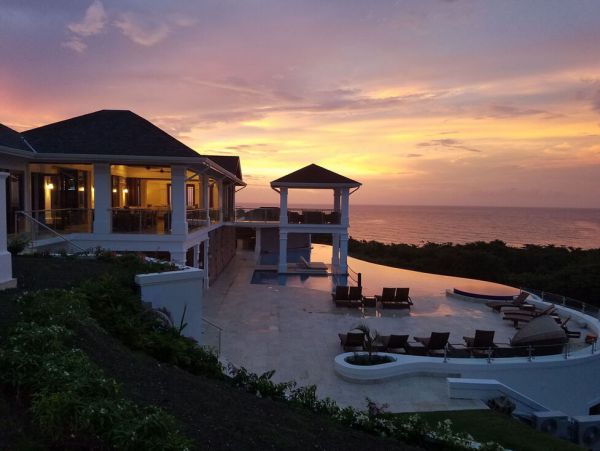 Jamaica Home 960691
