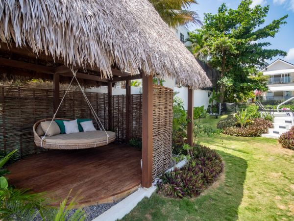 Jamaica Home 960692