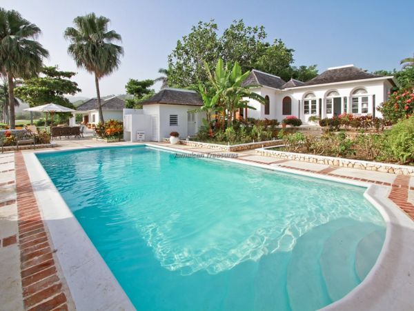 Jamaica Home 960694