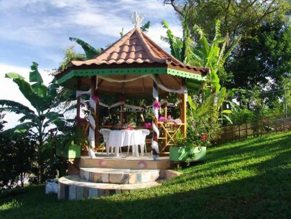 Jamaica Home 960698