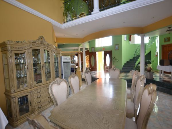 Jamaica Home 960698