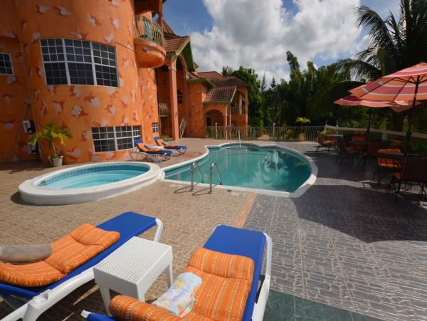 Jamaica Home 960698