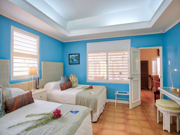 Jamaica Home 960700