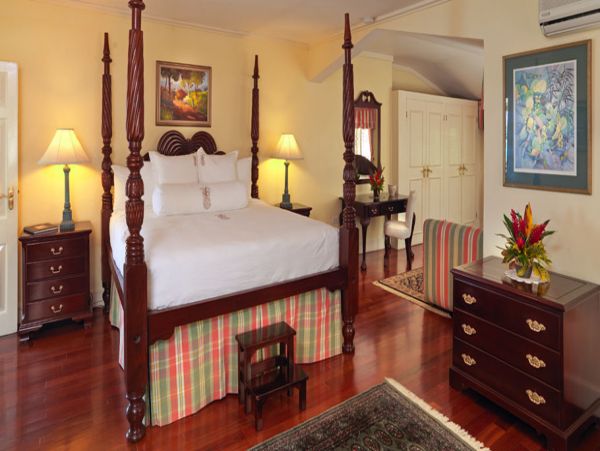 Jamaica Home 960701