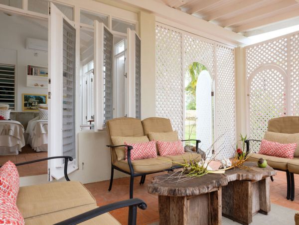 Jamaica Home 960702