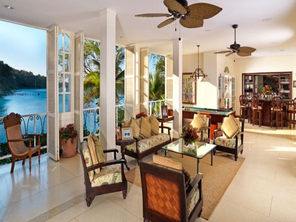 Jamaica Home 960704