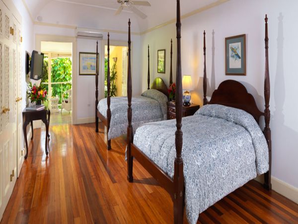 Jamaica Home 960704