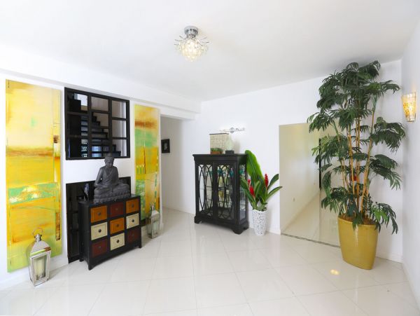 Jamaica Home 960706