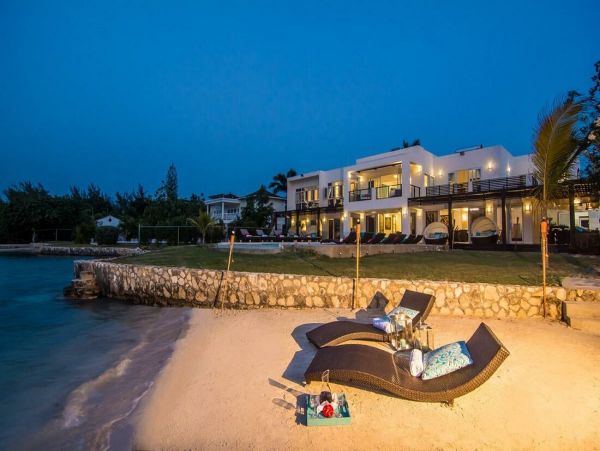 Jamaica Home 960707