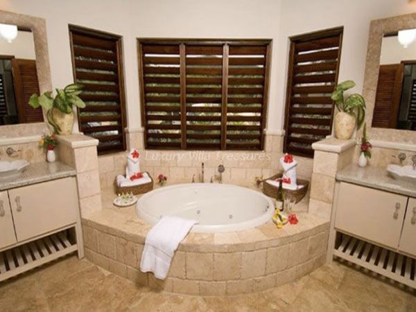 Jamaica Home 960708