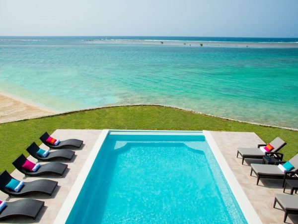 Jamaica Home 960709
