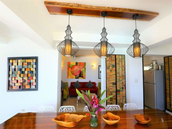 Jamaica Home 960709
