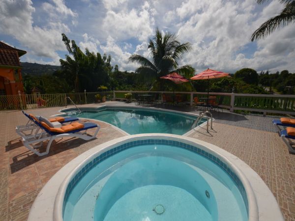 Jamaica Home 960712