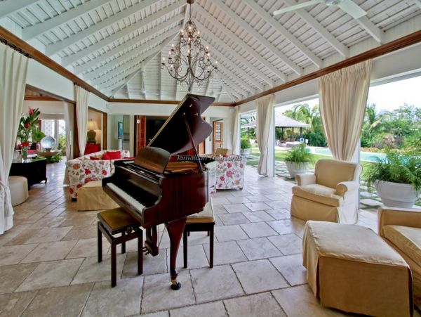 Jamaica Home 960714