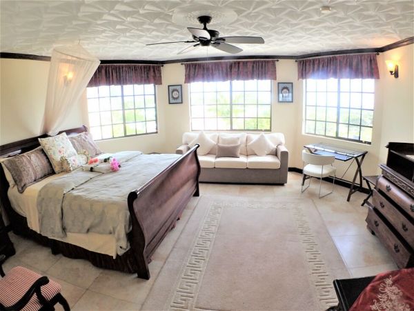 Jamaica Home 960717