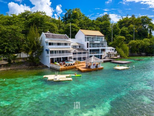 Jamaica Home 960722