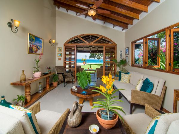 Jamaica Home 960726