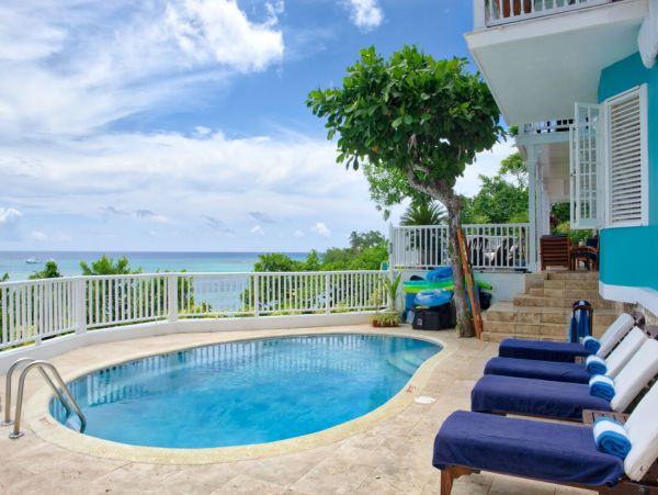 Jamaica Home 960732