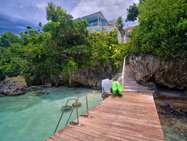 Jamaica Home 960734