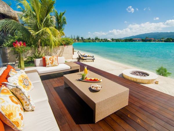 Jamaica Home 960735
