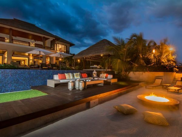 Jamaica Home 960735