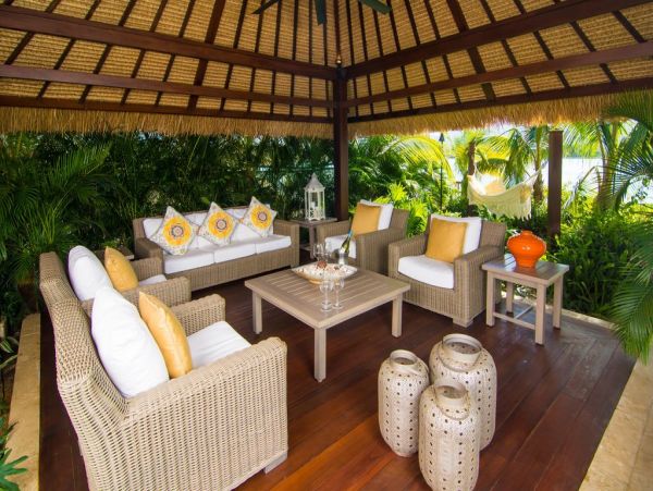 Jamaica Home 960735