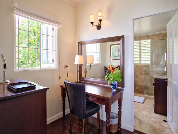 Jamaica Home 960736