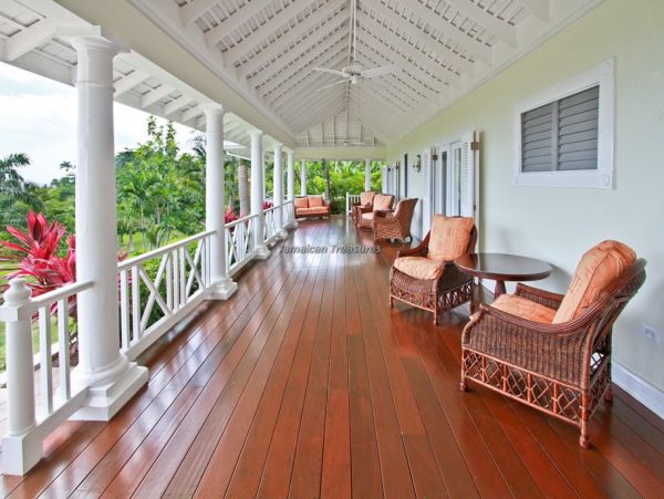 Jamaica Home 960747
