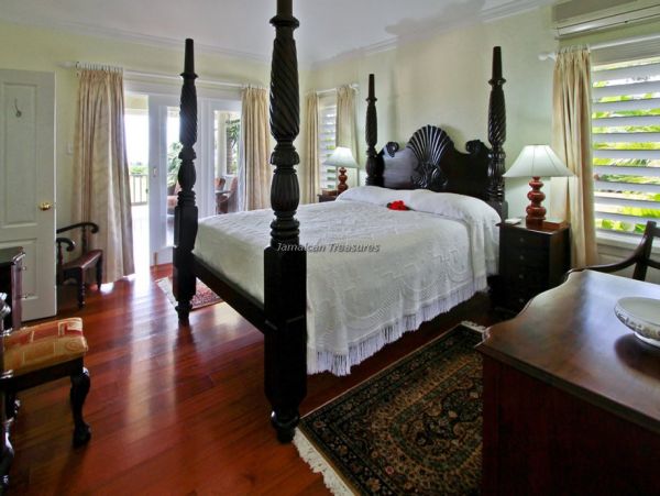 Jamaica Home 960749