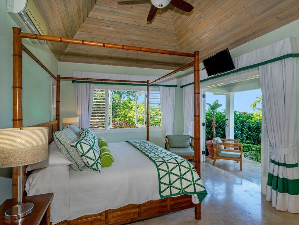 Jamaica Home 960751