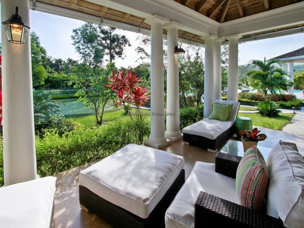Jamaica Home 960754