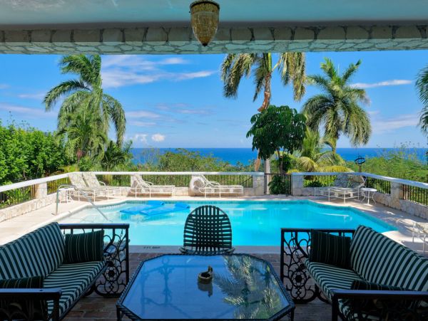 Jamaica Home 960759