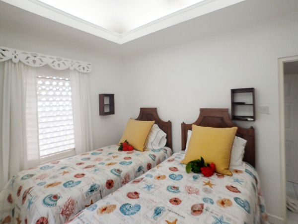 Jamaica Home 960762