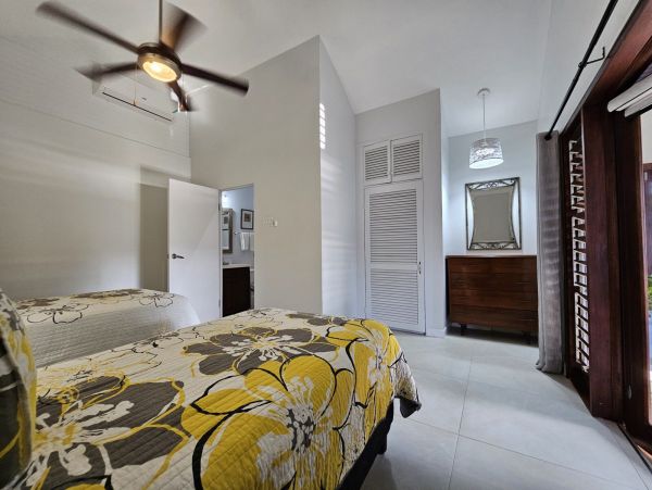 Jamaica Vacation Rental: Luxury Beachfront Getaway Awaits