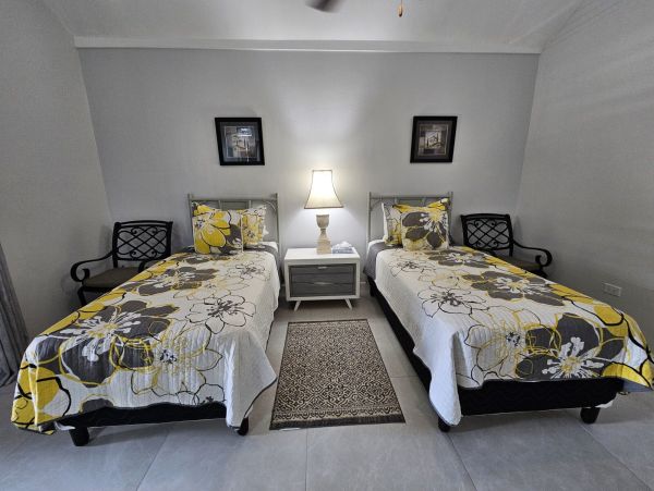 Jamaica Vacation Rental: Luxury Beachfront Getaway Awaits