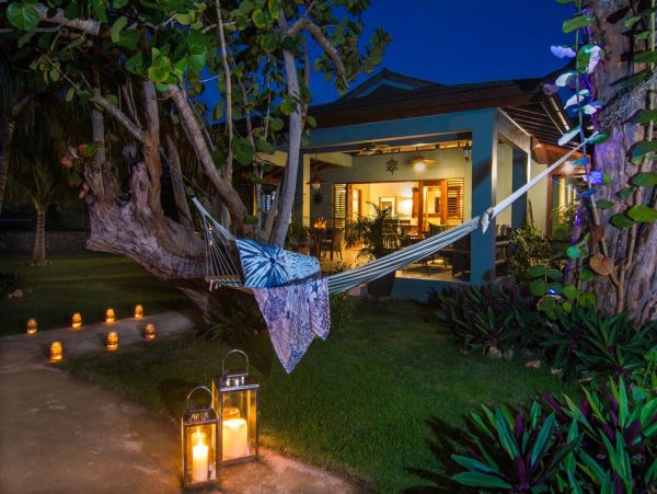 Jamaica Vacation Rental: Luxury Beachfront Getaway Awaits