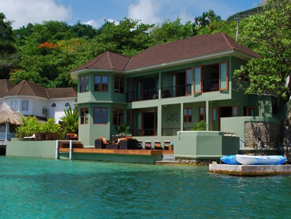 Jamaica Home 960764