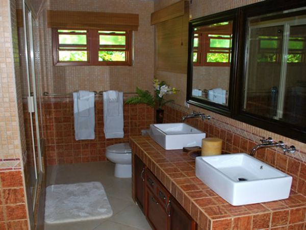 Jamaica Home 960764